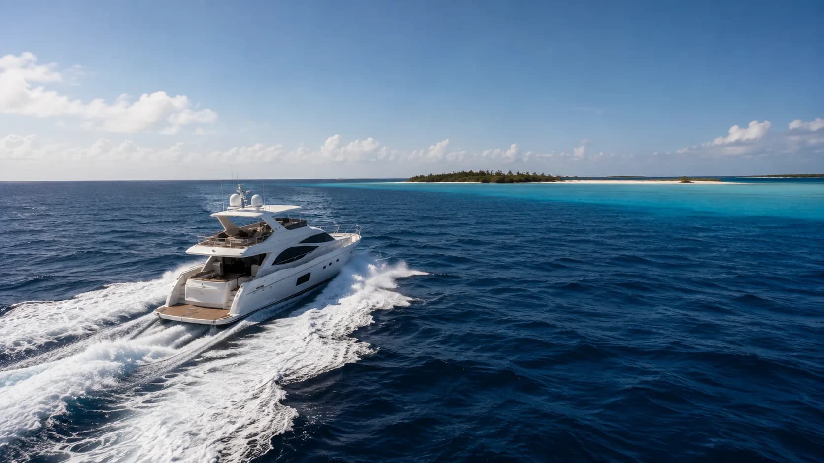Turquoise Bahamas water off Bimini